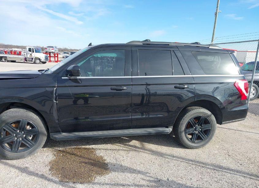 Photo 13 of 2021 Ford Expedition XLT (VIN 1FMJU1HT8MEA70007)