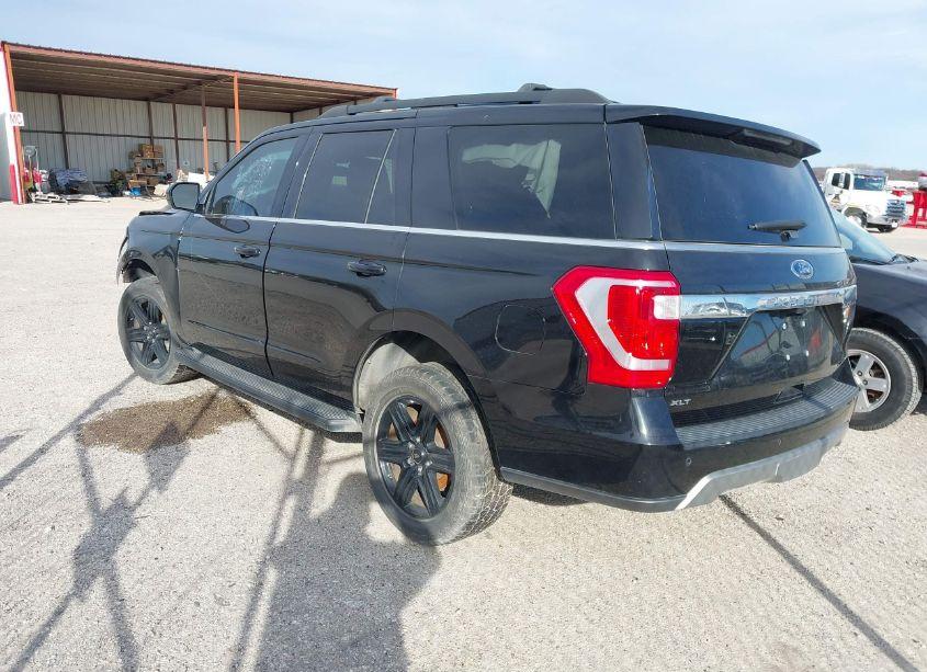 Photo 3 of 2021 Ford Expedition XLT (VIN 1FMJU1HT8MEA70007)