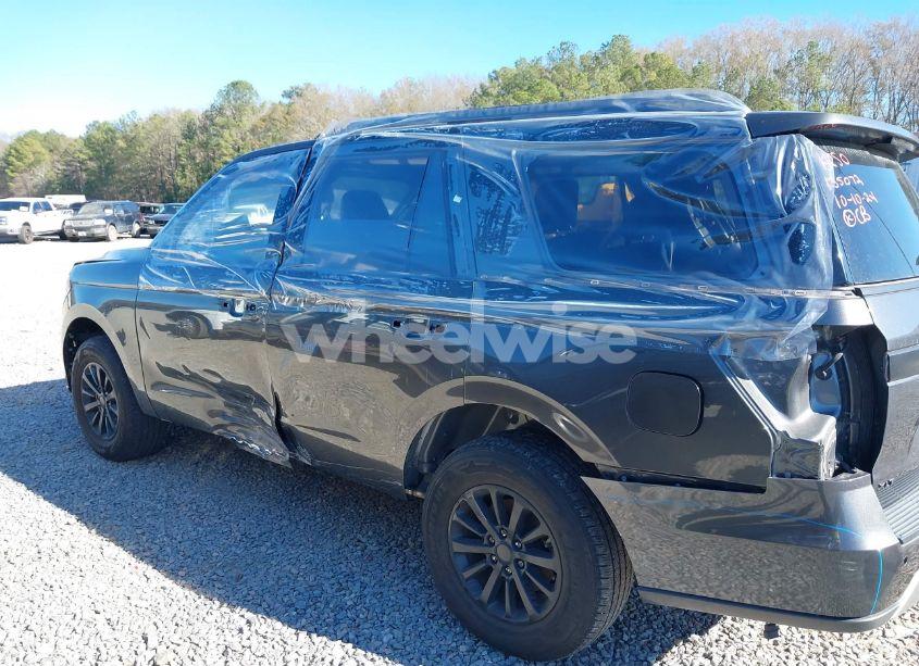 Photo 15 of 2021 Ford Expedition XLT (VIN 1FMJU1HT8MEA75501)