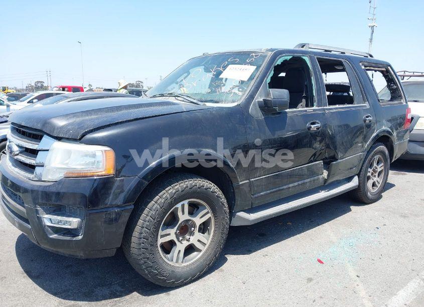 Photo 2 of 2016 Ford Expedition XLT (VIN 1FMJU1HT9GEF02673)