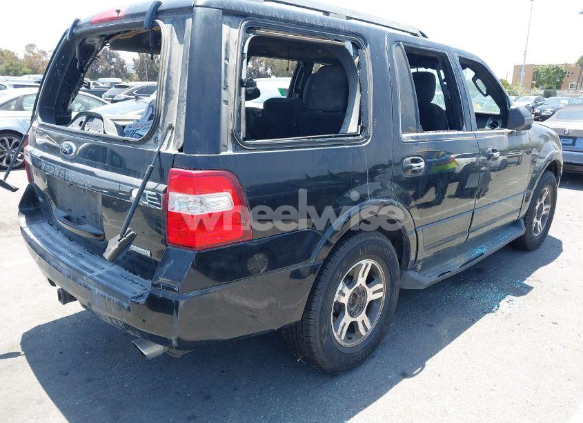 Photo 4 of 2016 Ford Expedition XLT (VIN 1FMJU1HT9GEF02673)