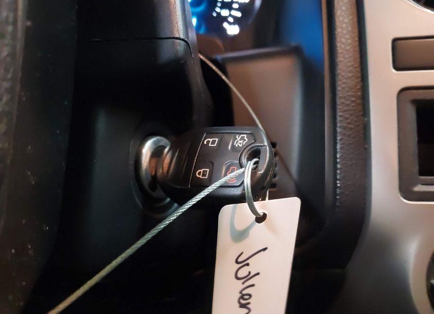 Photo 10 of 2017 Ford Expedition XLT (VIN 1FMJU1HT9HEA06306)