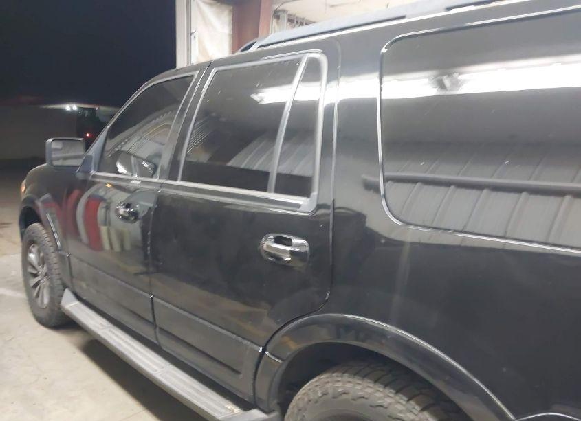 Photo 13 of 2017 Ford Expedition XLT (VIN 1FMJU1HT9HEA06306)