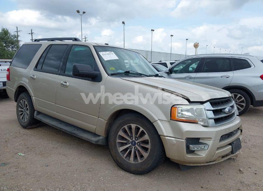 2017 Ford Expedition XLT (VIN 1FMJU1HT9HEA23638) main photo