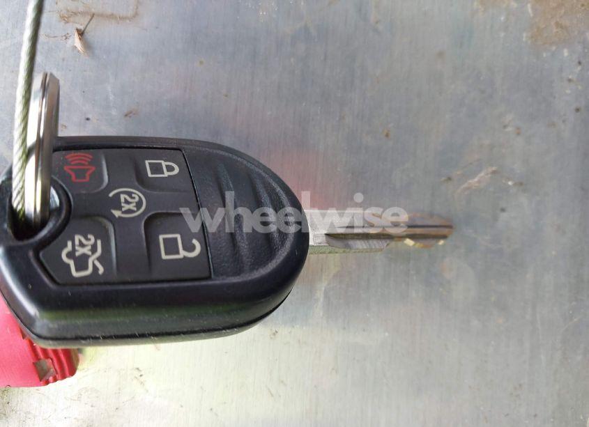 Photo 11 of 2017 Ford Expedition XLT (VIN 1FMJU1HT9HEA23638)