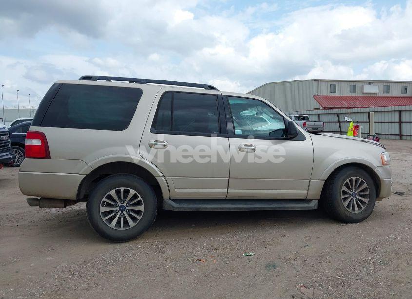 Photo 13 of 2017 Ford Expedition XLT (VIN 1FMJU1HT9HEA23638)