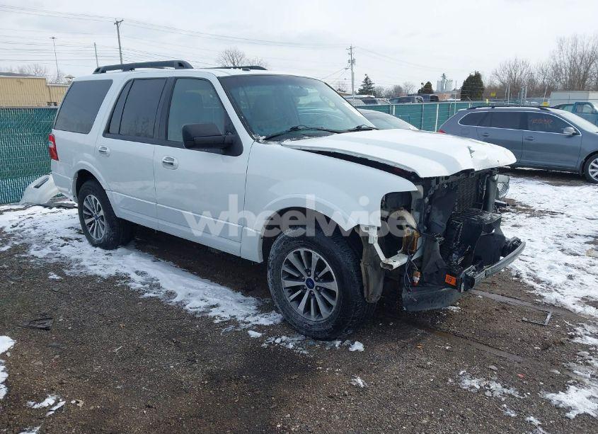 2017 Ford Expedition XLT (VIN 1FMJU1HT9HEA69437) main photo