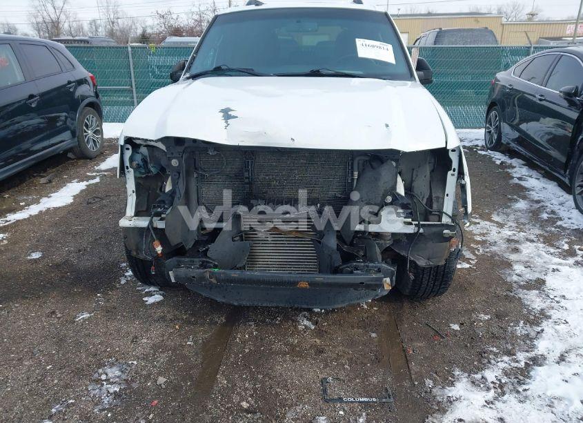 Photo 6 of 2017 Ford Expedition XLT (VIN 1FMJU1HT9HEA69437)