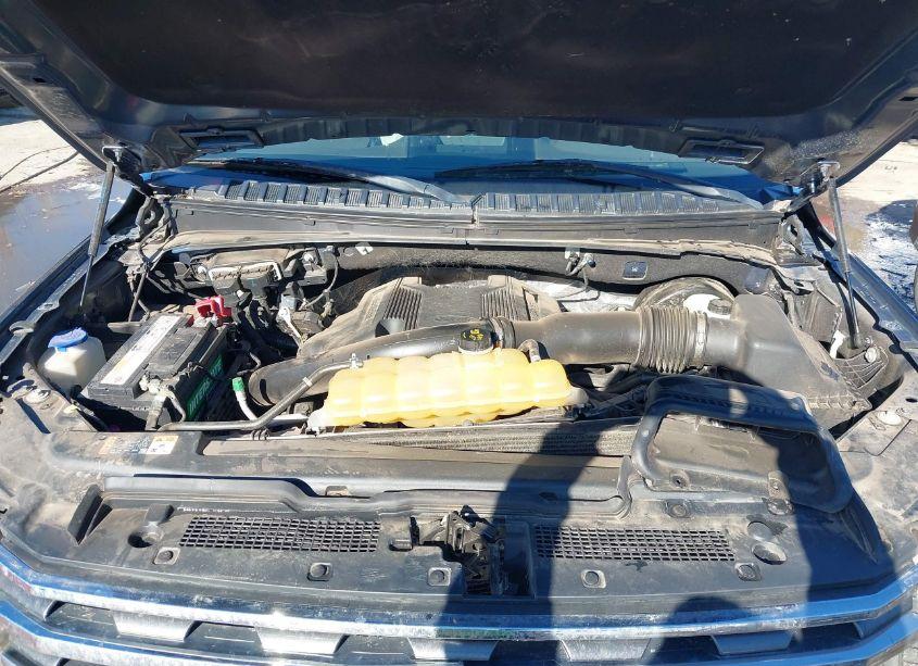 Photo 10 of 2018 Ford Expedition XLT (VIN 1FMJU1HT9JEA33687)