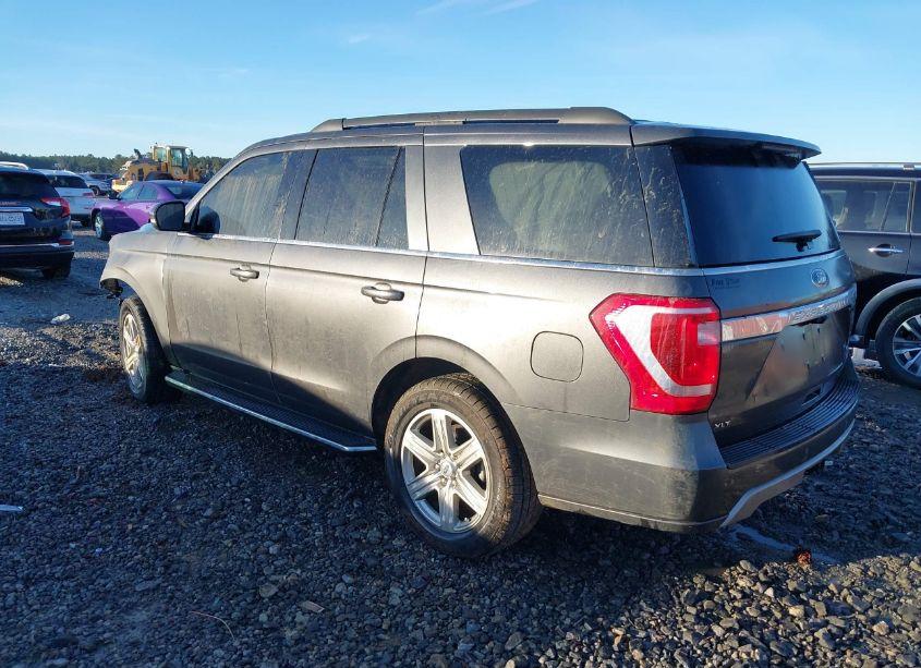 Photo 3 of 2020 Ford Expedition XLT (VIN 1FMJU1HT9LEA42568)