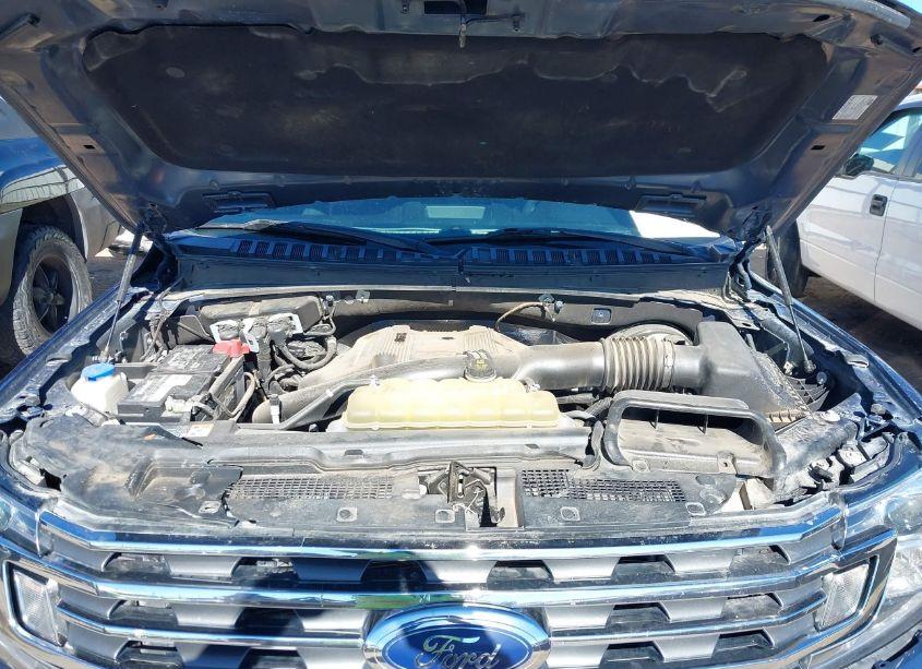 Photo 10 of 2020 Ford Expedition XLT (VIN 1FMJU1HT9LEA63842)