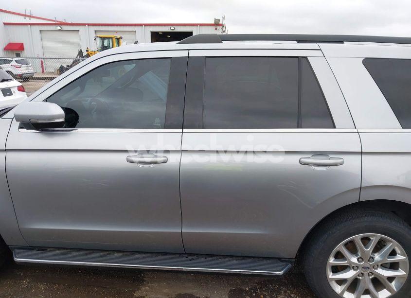 Photo 15 of 2020 Ford Expedition XLT (VIN 1FMJU1HT9LEA86179)