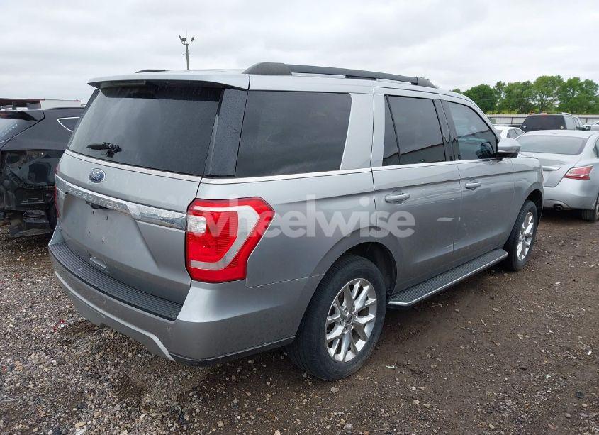 Photo 4 of 2020 Ford Expedition XLT (VIN 1FMJU1HT9LEA86179)