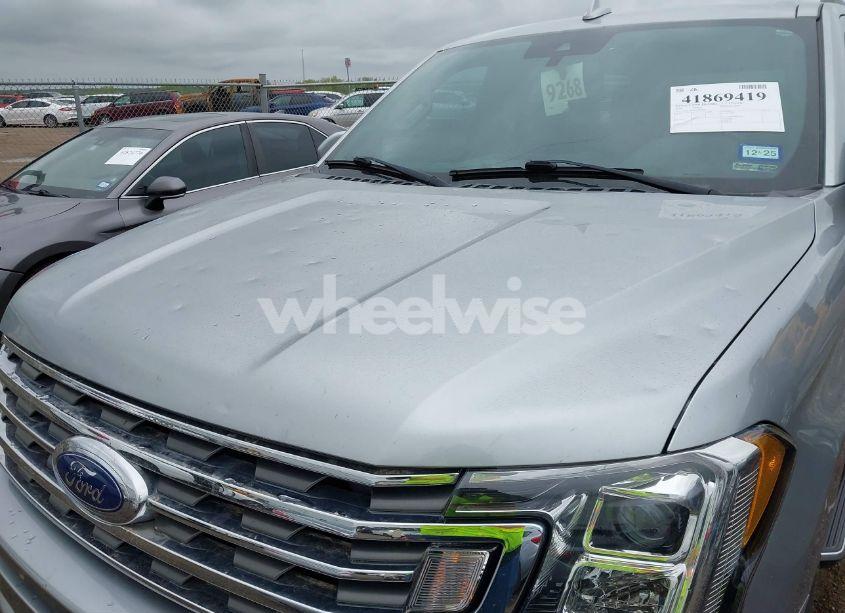 Photo 6 of 2020 Ford Expedition XLT (VIN 1FMJU1HT9LEA86179)
