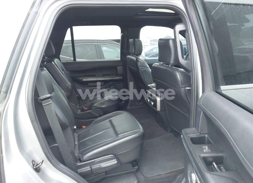 Photo 8 of 2020 Ford Expedition XLT (VIN 1FMJU1HT9LEA86179)