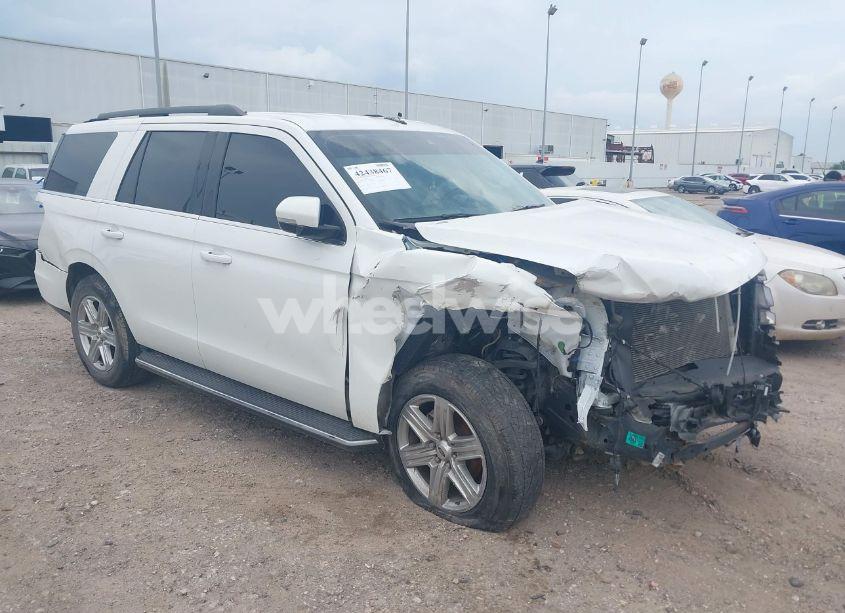 2021 Ford Expedition XLT (VIN 1FMJU1HT9MEA15484) main photo