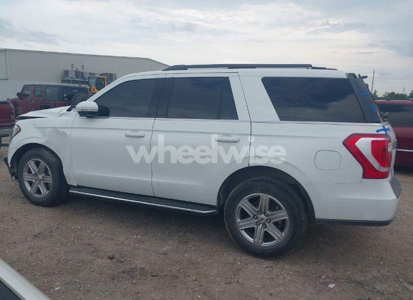 Photo 15 of 2021 Ford Expedition XLT (VIN 1FMJU1HT9MEA15484)