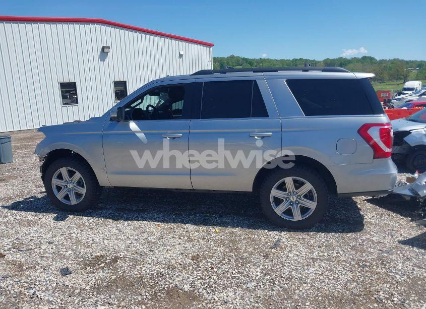 Photo 15 of 2021 Ford Expedition XLT (VIN 1FMJU1HT9MEA33614)