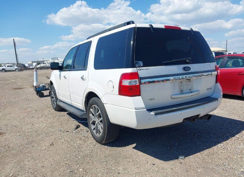 Photo 3 of 2017 Ford Expedition XLT (VIN 1FMJU1HTXHEA42635)