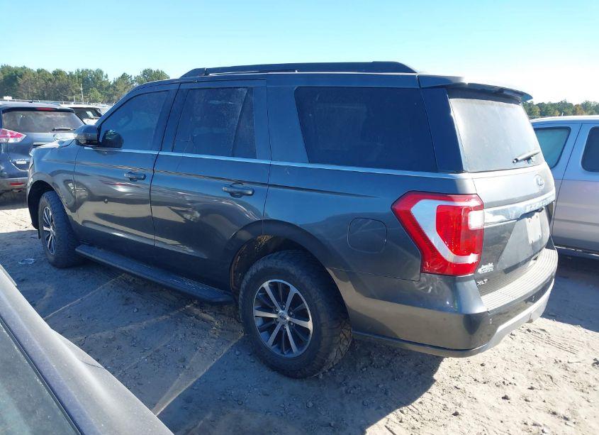 Photo 3 of 2020 Ford Expedition XLT (VIN 1FMJU1HTXLEA23155)