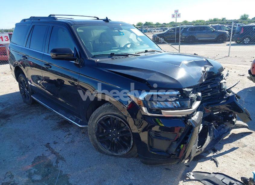 2022 Ford Expedition XLT (VIN 1FMJU1HTXNEA03300) main photo