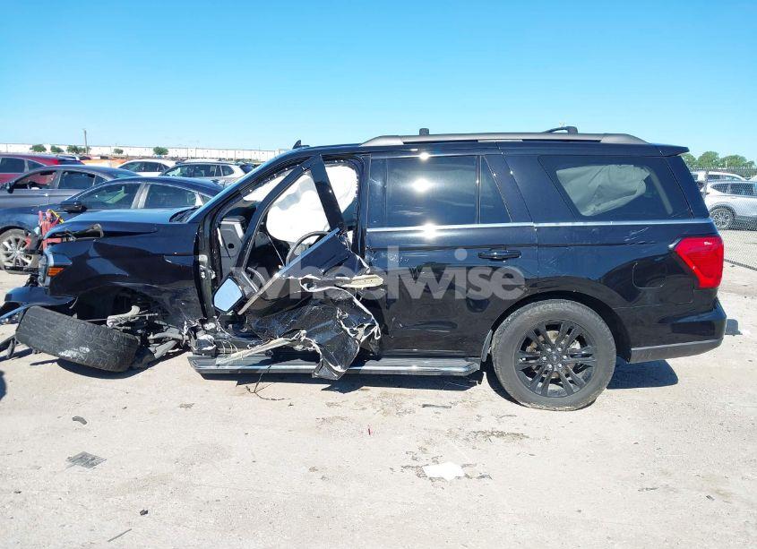 Photo 14 of 2022 Ford Expedition XLT (VIN 1FMJU1HTXNEA03300)