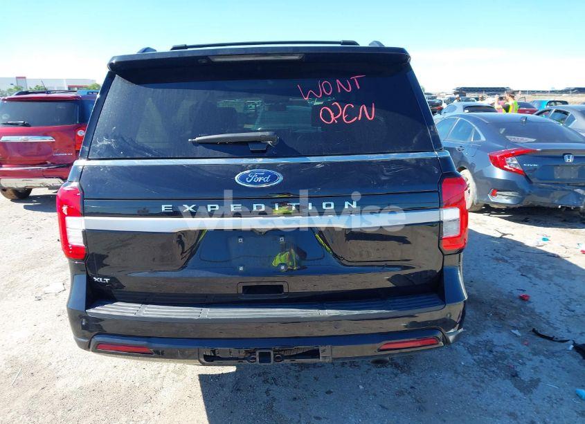 Photo 16 of 2022 Ford Expedition XLT (VIN 1FMJU1HTXNEA03300)