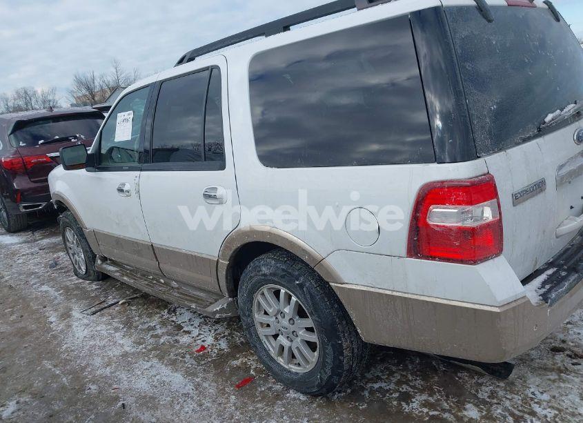 Photo 15 of 2011 Ford Expedition XLT (VIN 1FMJU1J50BEF56769)