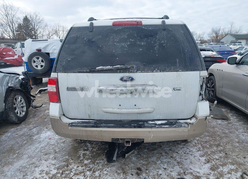 Photo 17 of 2011 Ford Expedition XLT (VIN 1FMJU1J50BEF56769)