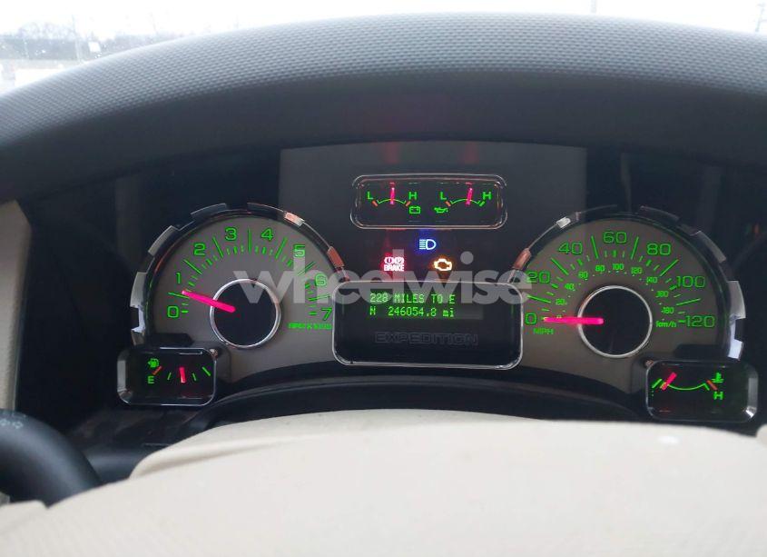 Photo 7 of 2012 Ford Expedition XLT (VIN 1FMJU1J51CEF02527)