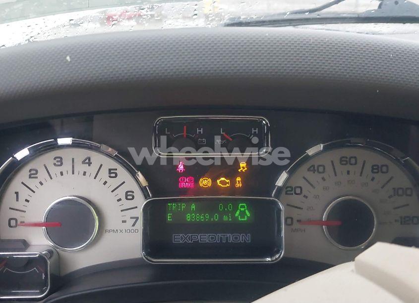 Photo 7 of 2014 Ford Expedition XLT (VIN 1FMJU1J51EEF44716)