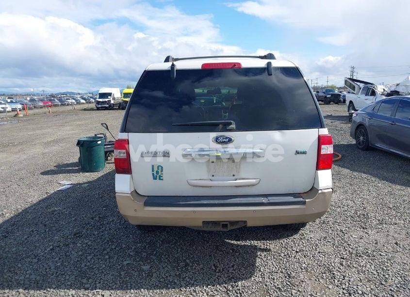 Photo 16 of 2011 Ford Expedition XLT (VIN 1FMJU1J52BEF11168)