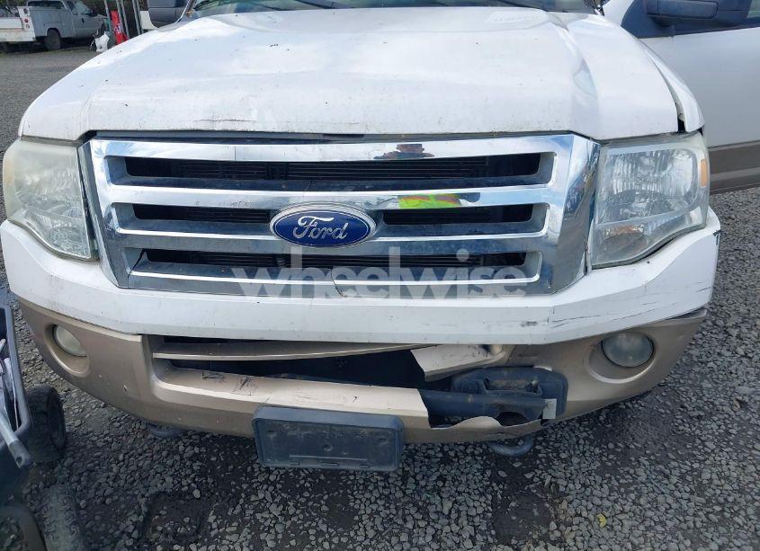 Photo 6 of 2011 Ford Expedition XLT (VIN 1FMJU1J52BEF11168)