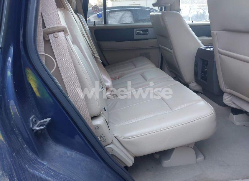 Photo 8 of 2011 Ford Expedition XLT (VIN 1FMJU1J52BEF37205)