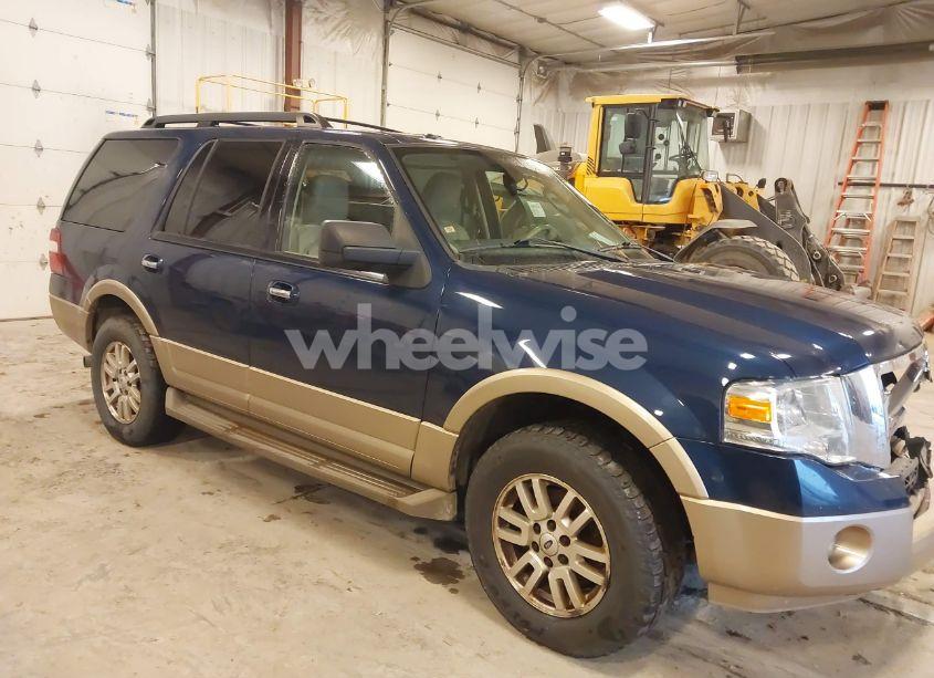 2012 Ford Expedition XLT (VIN 1FMJU1J52CEF06120) main photo
