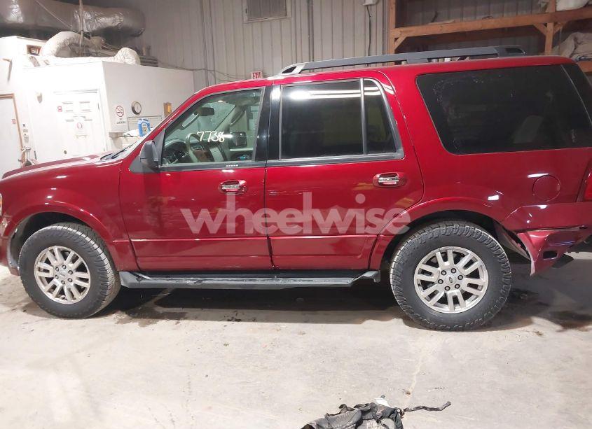 Photo 14 of 2013 Ford Expedition XLT (VIN 1FMJU1J52DEF63306)