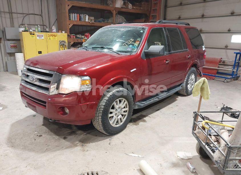 Photo 2 of 2013 Ford Expedition XLT (VIN 1FMJU1J52DEF63306)