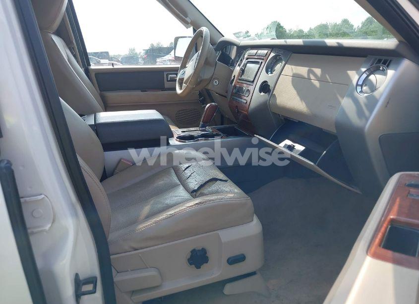 Photo 5 of 2010 Ford Expedition EDDIE BAUER/KING RANCH (VIN 1FMJU1J53AEB53979)