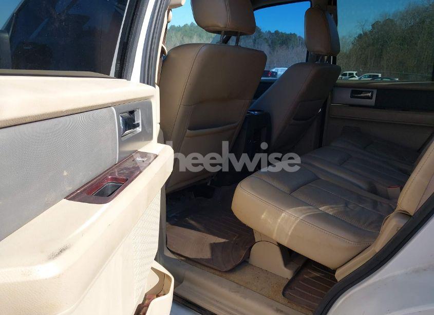 Photo 8 of 2011 Ford Expedition XLT (VIN 1FMJU1J53BEF55762)