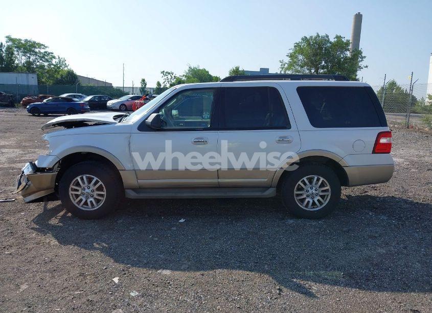 Photo 14 of 2012 Ford Expedition XLT (VIN 1FMJU1J53CEF10760)