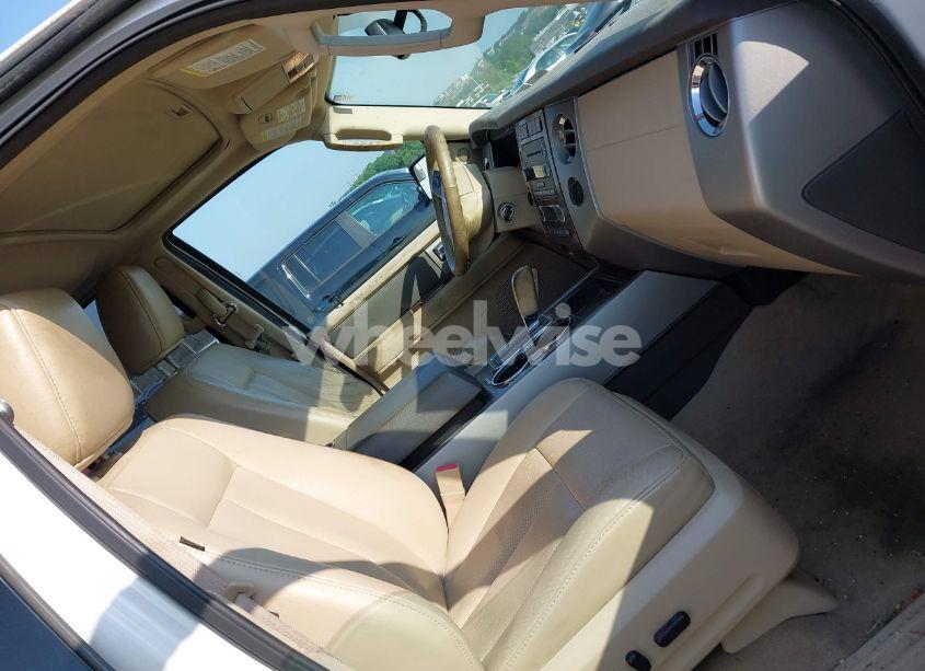 Photo 5 of 2012 Ford Expedition XLT (VIN 1FMJU1J53CEF10760)