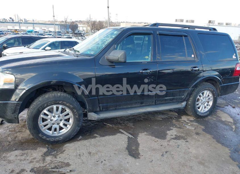 Photo 6 of 2012 Ford Expedition XLT (VIN 1FMJU1J53CEF38722)