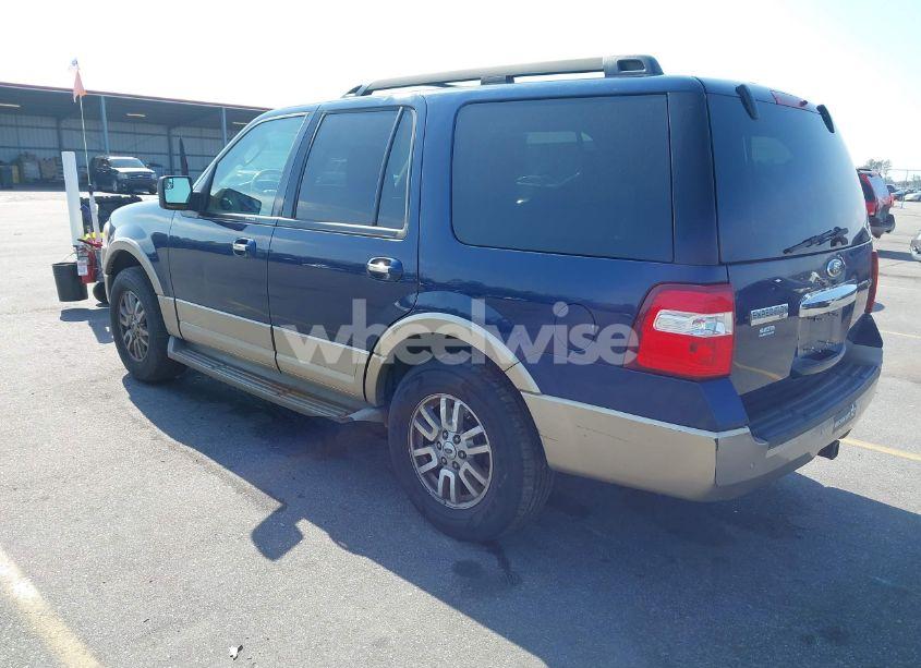 Photo 3 of 2012 Ford Expedition XLT (VIN 1FMJU1J53CEF40762)