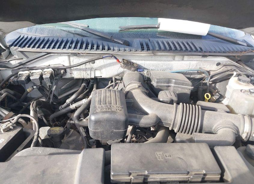 Photo 10 of 2011 Ford Expedition XLT (VIN 1FMJU1J54BEF45080)