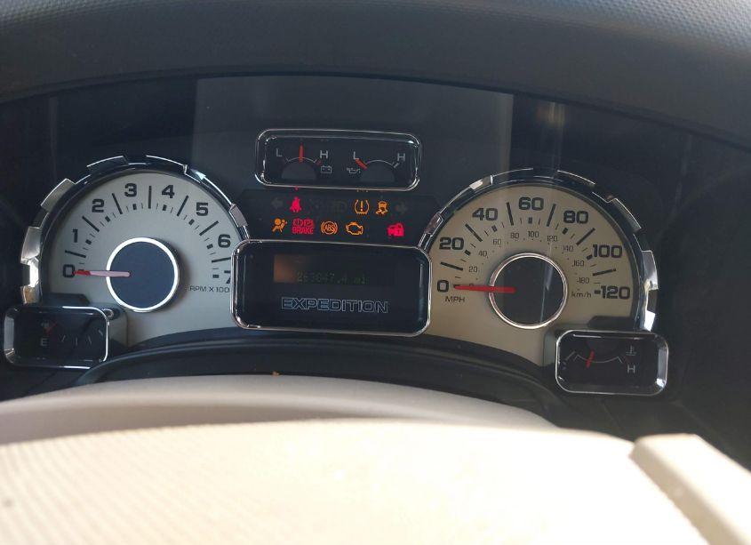 Photo 15 of 2011 Ford Expedition XLT (VIN 1FMJU1J54BEF45080)