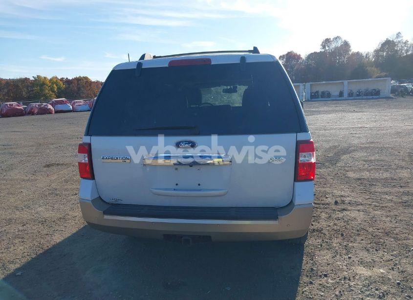 Photo 16 of 2011 Ford Expedition XLT (VIN 1FMJU1J54BEF56807)