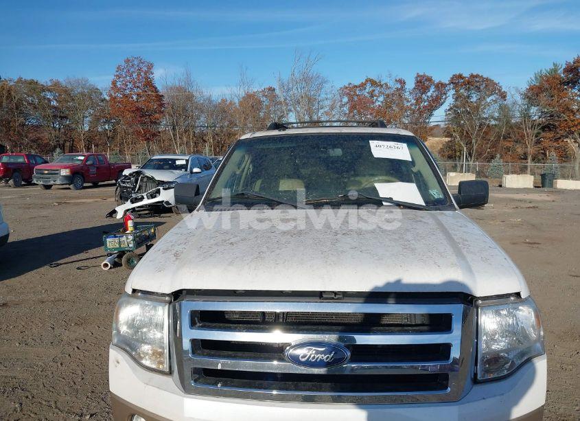 Photo 6 of 2011 Ford Expedition XLT (VIN 1FMJU1J54BEF56807)
