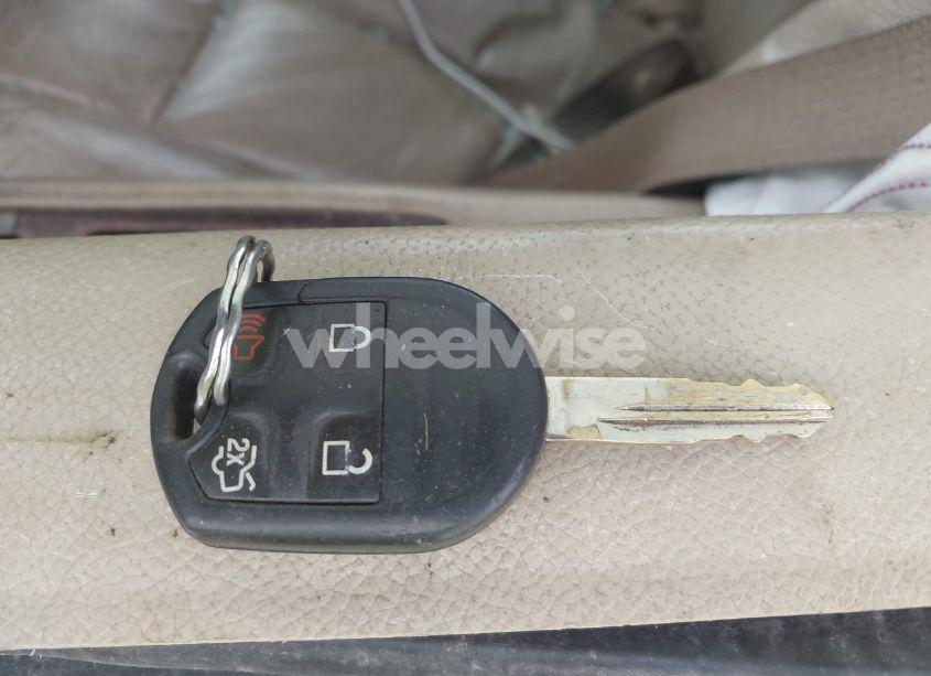 Photo 11 of 2013 Ford Expedition XLT (VIN 1FMJU1J54DEF18240)