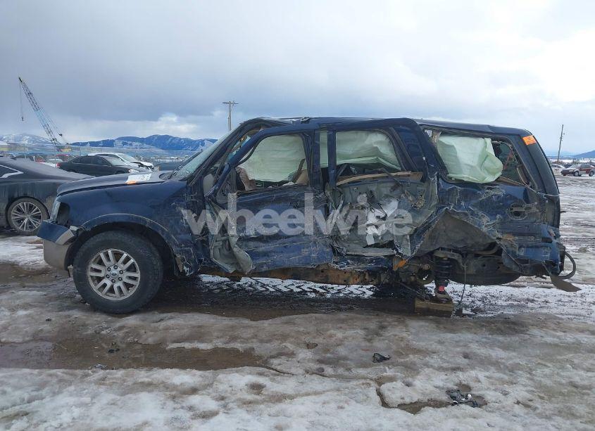 Photo 14 of 2013 Ford Expedition XLT (VIN 1FMJU1J54DEF18240)