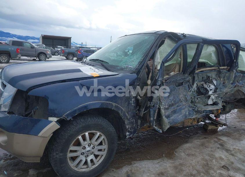 Photo 6 of 2013 Ford Expedition XLT (VIN 1FMJU1J54DEF18240)